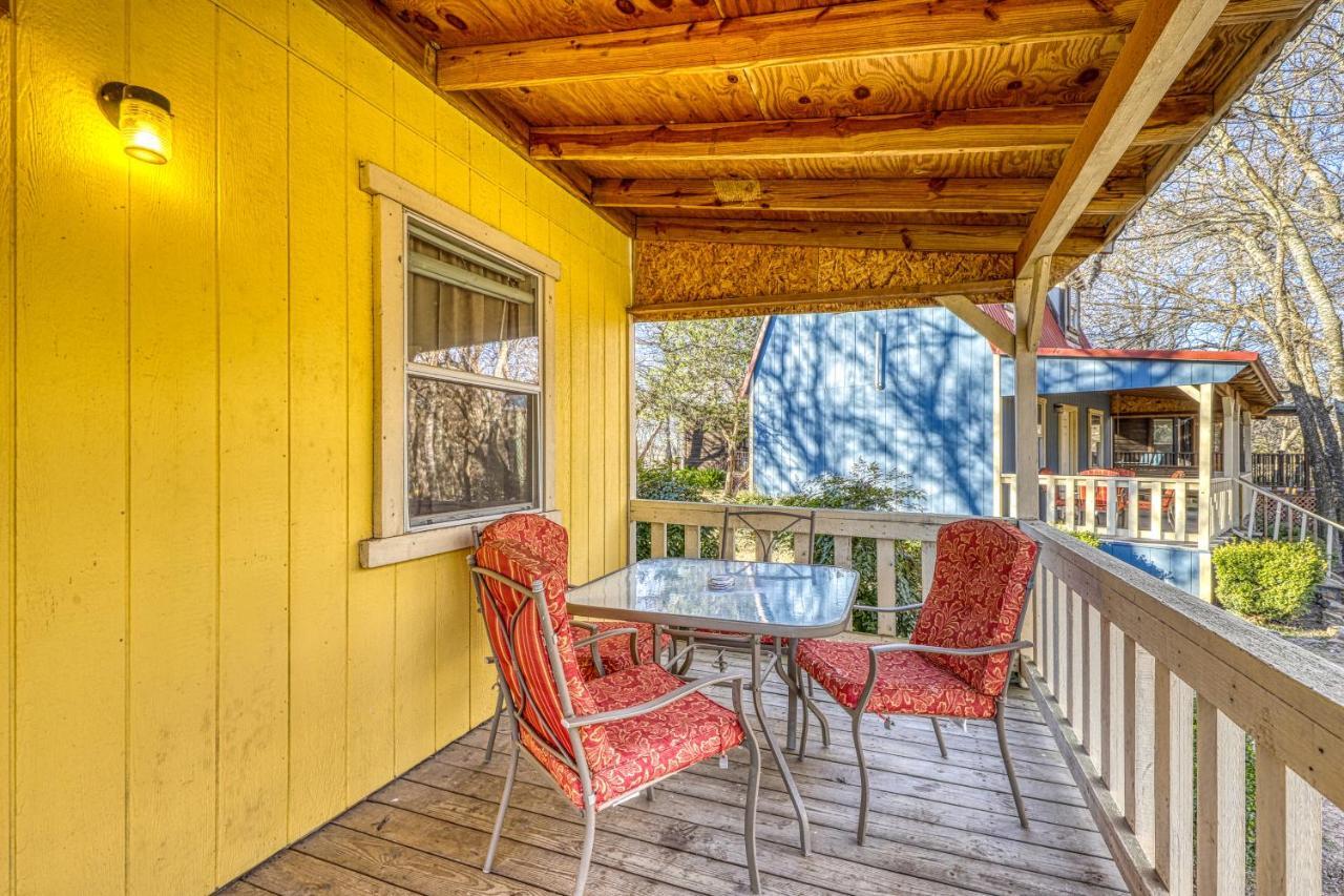 فندق فريدريكسبيرغفي  The Olive @ Mendelbaum Winery Guest Cabins المظهر الخارجي الصورة